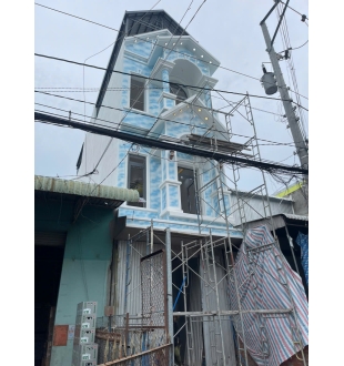 Thợ sơn nhà Tại Hồng Ngụ